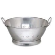 S. STEEL COLANDER WITH STAND